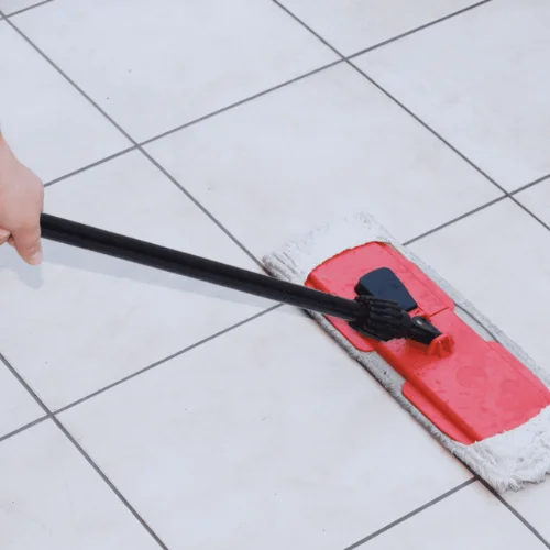 Expert guide to remove spray paint from floor tile?
